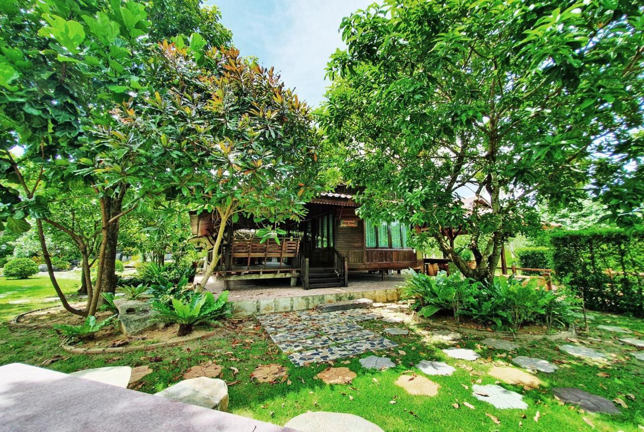 Hotel Ban Suansin Phang-nga Exterior foto